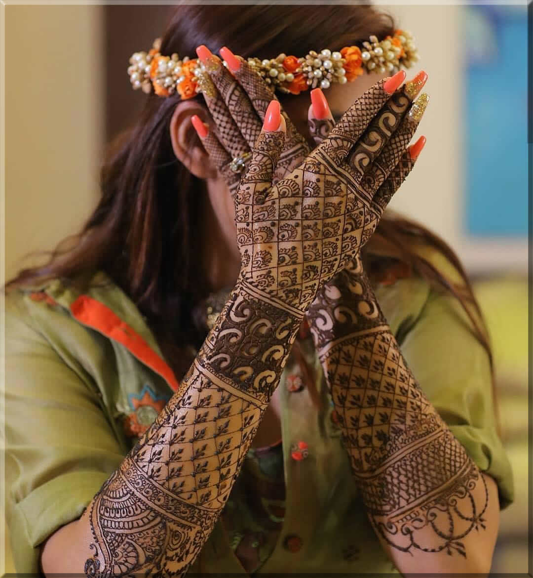 Infusing Wedding Vibes: Theme-Inspired Mehndi Design